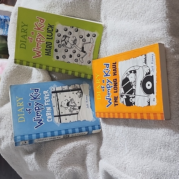 Dairy of Wimpy Kid Books(9) - Picture 2 of 6